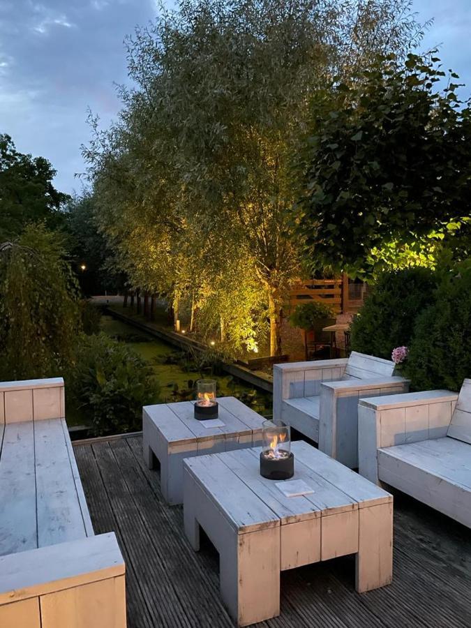 Flora'S B&B Landsmeer Luaran gambar